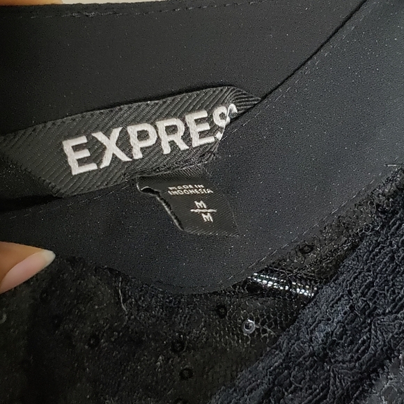 Women's long sleeve Express blouse size Medium - Picture 4 of 6